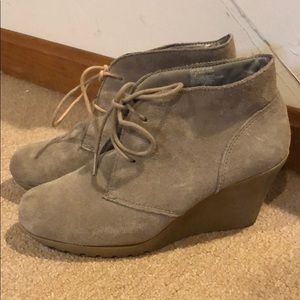 White Mountain wedge